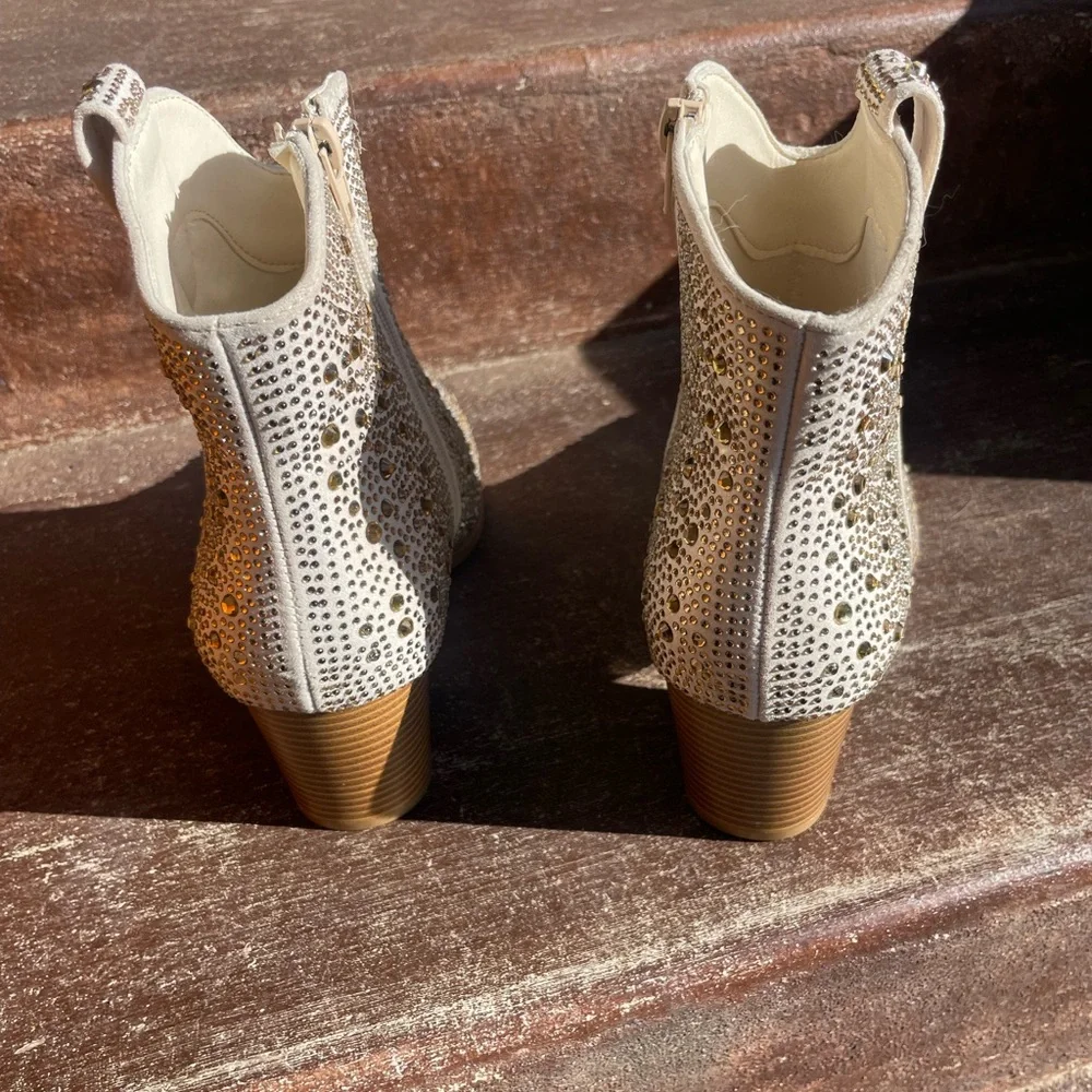 NWOT Boutique Cream Western Booties with Gold Gemstones— Perfect for NFR Rodeo